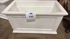MAYNE RECTANGLE  PLASTIC PLANTER - WHITE