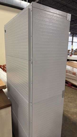 SEVILLE CLASSICS STORAGE CABINET W/ KEYS