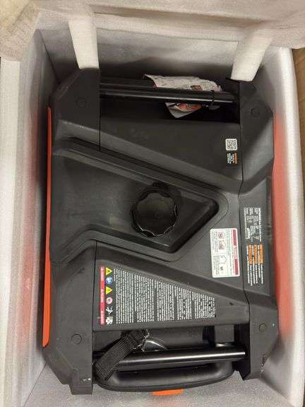 GENMAX DUAL FUEL INVERTER GENERATOR IN BOX