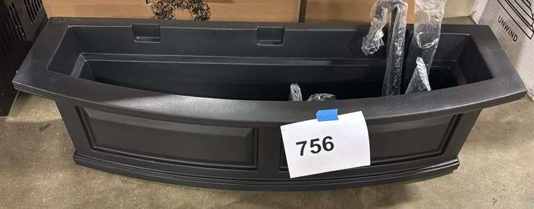 MAYNE BLACK PLASTIC WINDOW PLANTER
