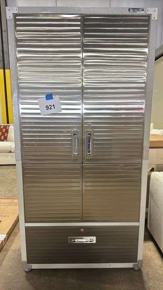SEVILLE CLASSICS STORAGE CABINET W/ KEYS
