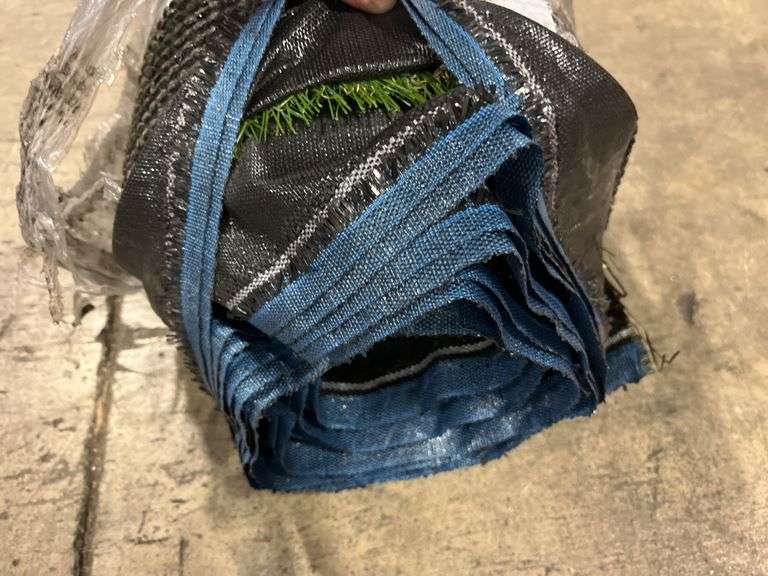 12FT X 15FT ROLL OF ARTIFICAL TURF