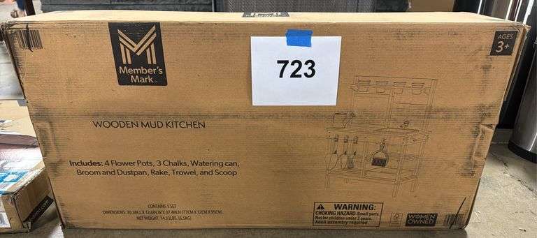 KIDS WOODEN MUD KITCHEN IN BOX