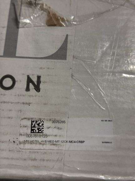 12" CALIFORNIA KING MATTRESS IN BOX