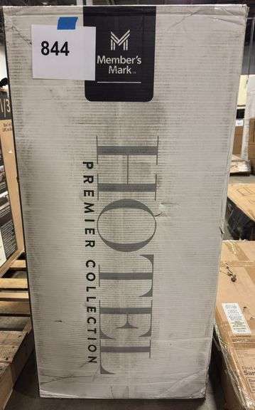 12" CALIFORNIA KING MATTRESS IN BOX
