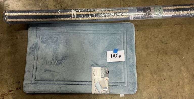BATH MAT & INDOOR/OUTDOOR RUG