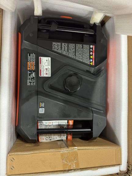 GENMAX DUAL FUEL INVERTER GENERATOR IN BOX