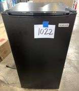 IGLOO 3.1CU FT REFRIGERATOR - BLACK