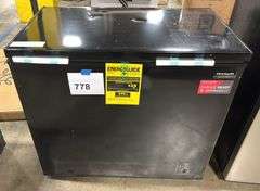 FRIGIDAIRE 7.0CU FT CHEST FREEZER - BLACK