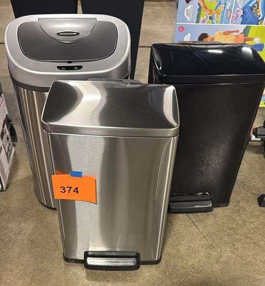 (3) TRASH CANS - STEP ON & MOTION - Earl's Auction Company