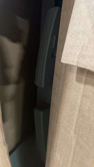 KETER ADIRONDACK CHAIR IN BOX - GREY