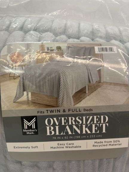 TWIN/ FULL OVERSIZED BLANKET - GREY