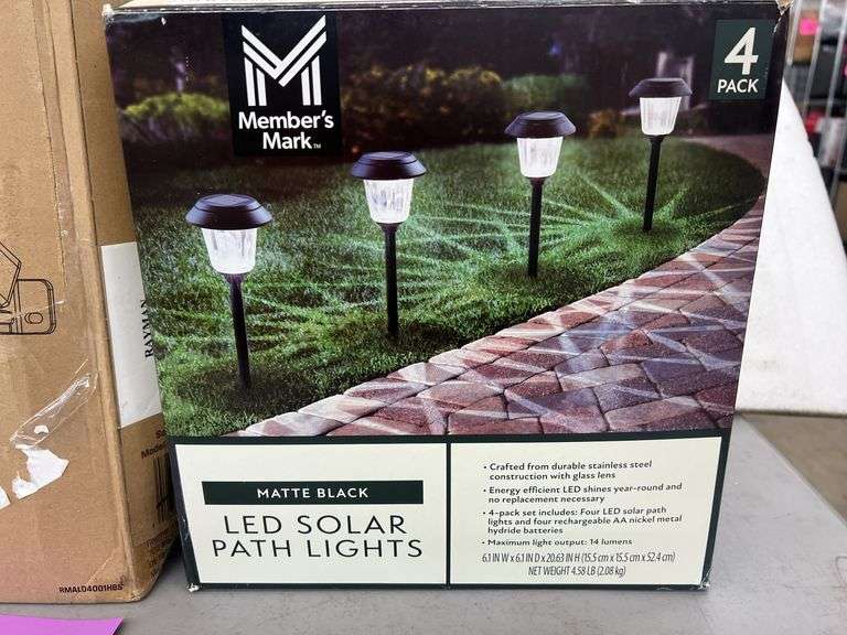 2PC LIGHTING LOT - AREA & PATH LIGHTS