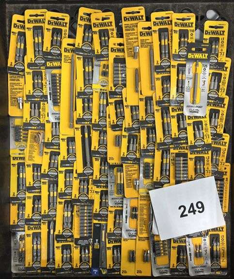 MISC LOT OF DEWALT BIT TIPS