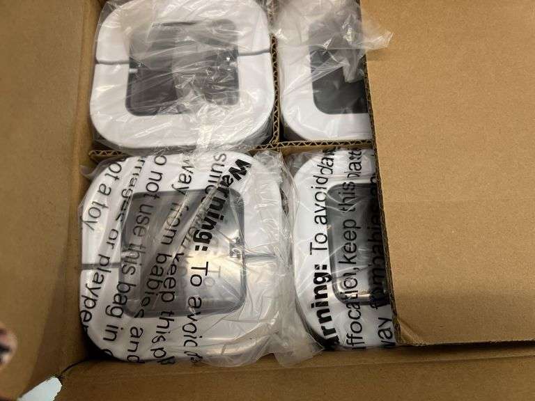 8PC FLIPLOCK STORAGE CONTAINERS IN BOX