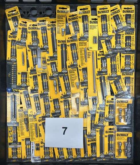 MISC LOT OF DEWALT BIT TIPS