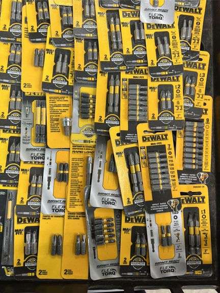 MISC LOT OF DEWALT BIT TIPS