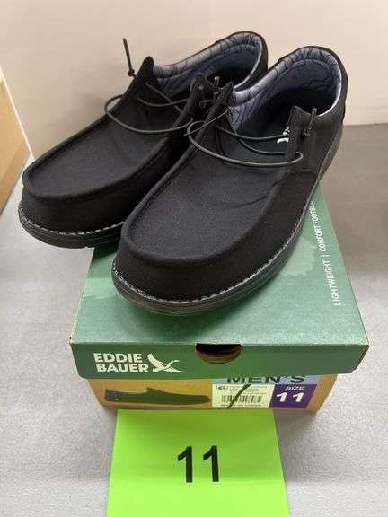 MENS EDDIE BAUER LOAFER SHOES - SIZE 11