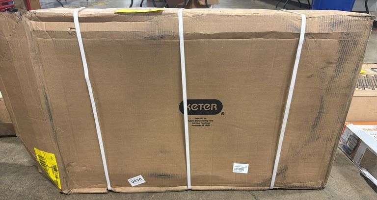 KETER ADIRONDACK CHAIR IN BOX - GREY