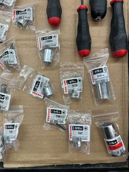 MISC LOT OF TEKTON SOCKETS