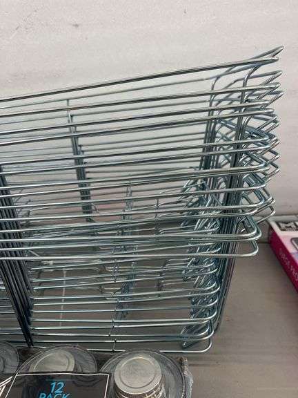 15PC SERVEWARE LOT - CHAFING STANDS & FUEL