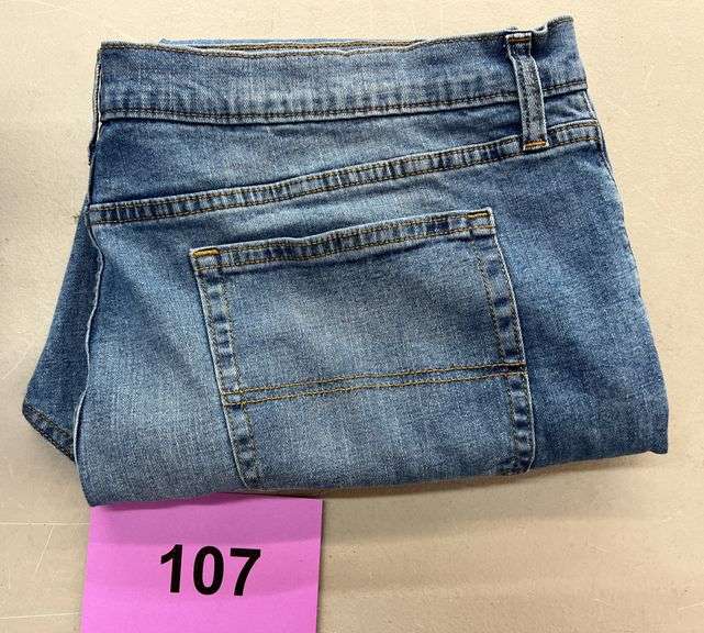 MENS STRAIGHT FIT JEANS - SIZE 42x30