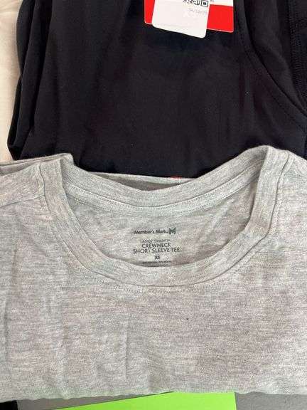 4PC WOMENS CLOTHING LOT - SIZE XS