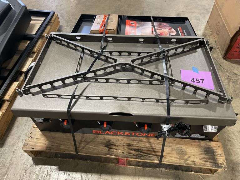 AS IS - UNNASSEMBLED BLACKSTONE GRIDDLE GRILL