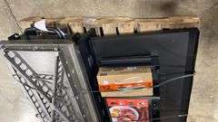 AS IS - UNNASSEMBLED BLACKSTONE GRIDDLE GRILL