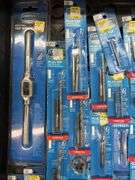 MISC LOT OF CENTURY PLUG TAPS/ SCREW EXTRACTORS