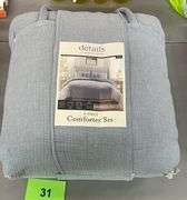 BECKI OWENS KING 4PC COMFORTER SET - BLUE