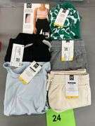 6PC WOMENS CLOTHING LOT - SIZE M