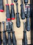 MISC LOT OF TEKTON SCREWDRIVERS