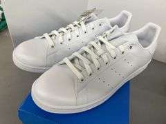 MENS ADIDAS STAN SMITH SHOES - SIZE 10.5
