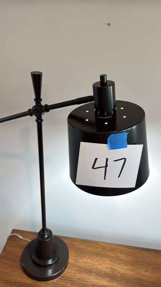 BLACK DESK LAMP