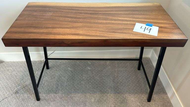 WOOD DESK W/ METAL LEGS