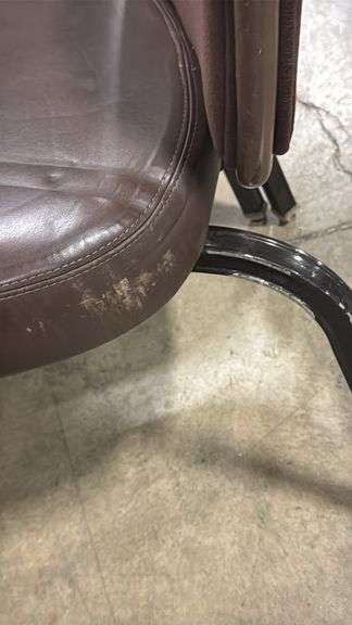 (4) STACKING BANQUET CHAIRS
