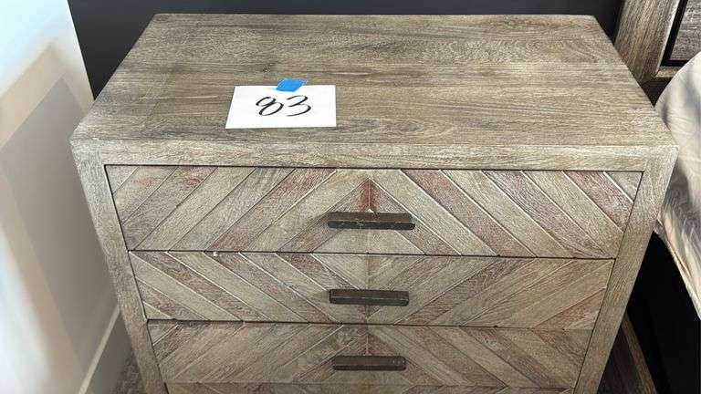 4-DRAWER NIGHTSTAND