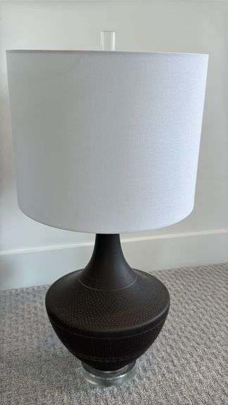 (2) METAL TABLE LAMPS W/ SHADES