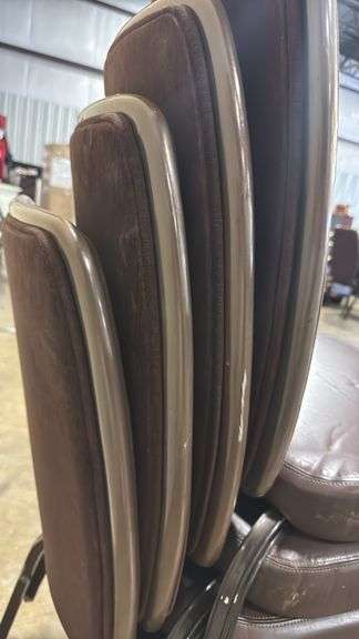 (4) STACKING BANQUET CHAIRS