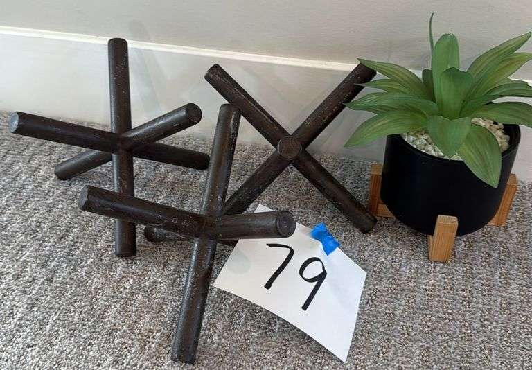 MISC HOME DECOR LOT - SEE PHOTOS