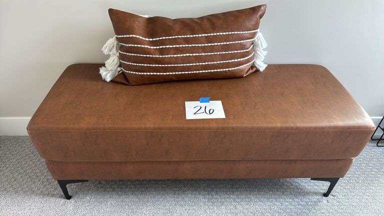 BROWN DECOR BENCH W/ THROW PILLOW