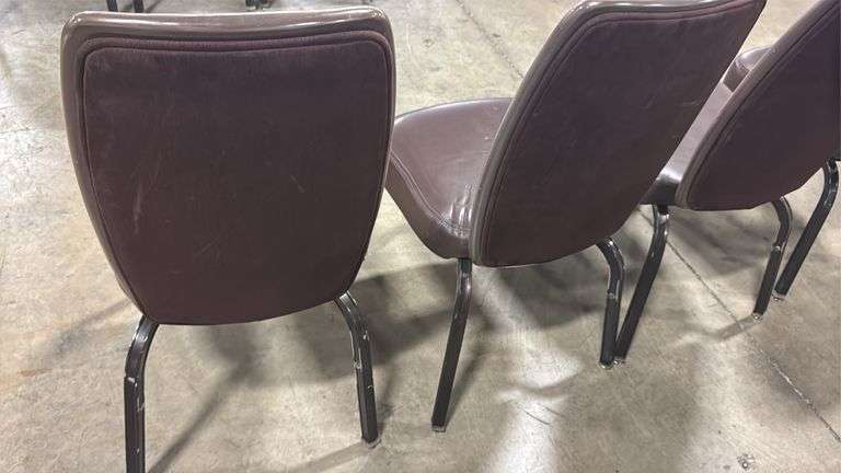 (4) STACKING BANQUET CHAIRS