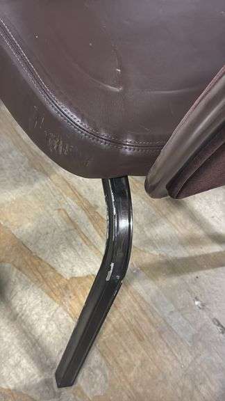 (4) STACKING BANQUET CHAIRS