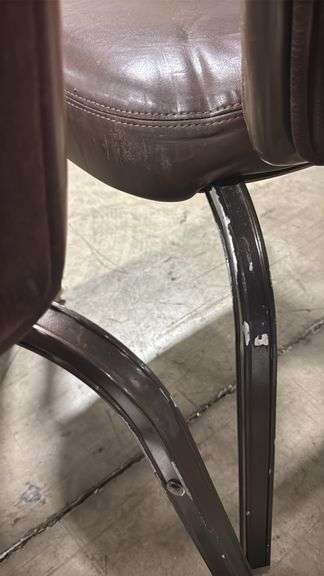 (4) STACKING BANQUET CHAIRS