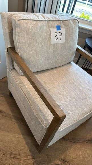 BEIGE ACCENT CHAIR W/ WOOD TRIM