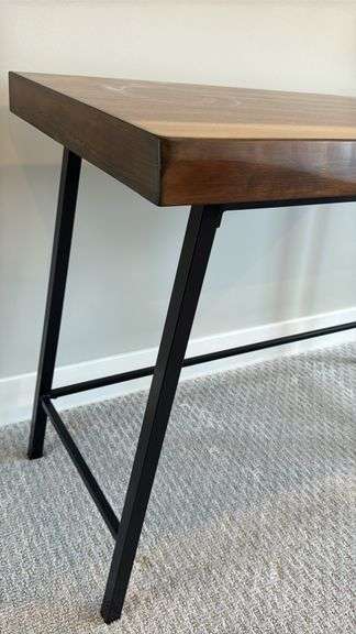 WOOD DESK W/ METAL LEGS