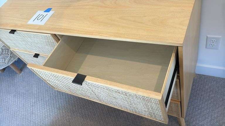 6-DRAWER DRESSER
