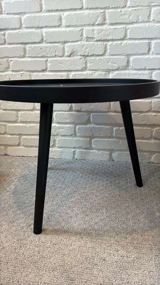 ROUND BLACK METAL SIDE TABLE