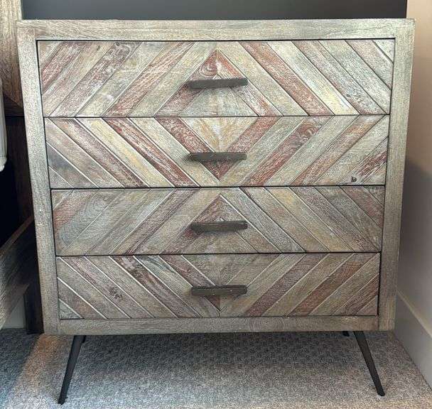 4-DRAWER NIGHTSTAND